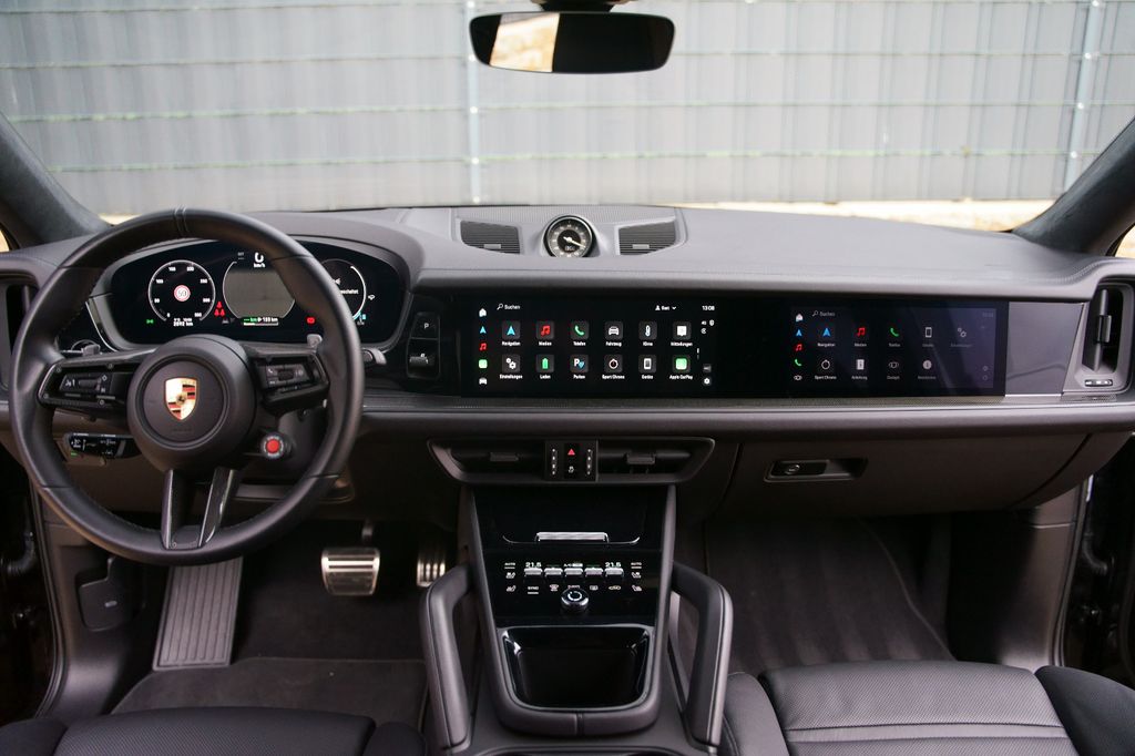 Porsche Cayenne 2024