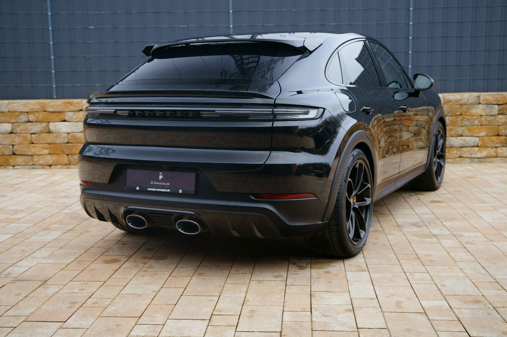 Porsche Cayenne 2024