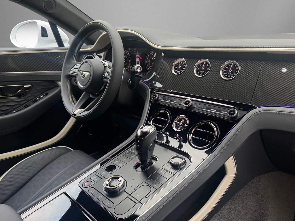 Bentley Continental GT 2025