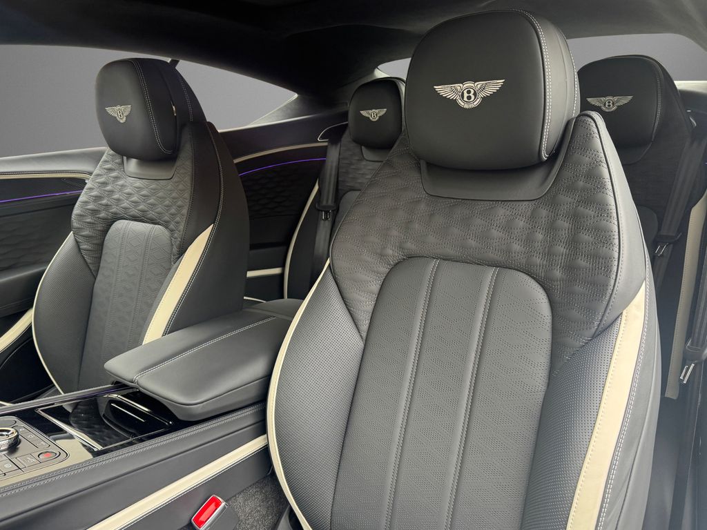 Bentley Continental GT 2025