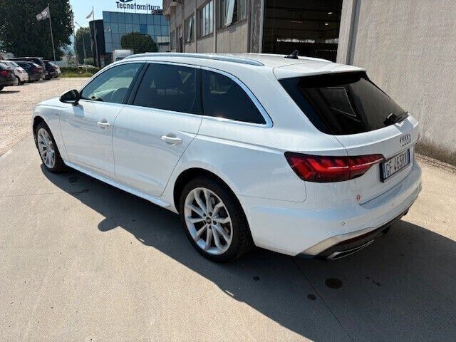 Audi A4 2021