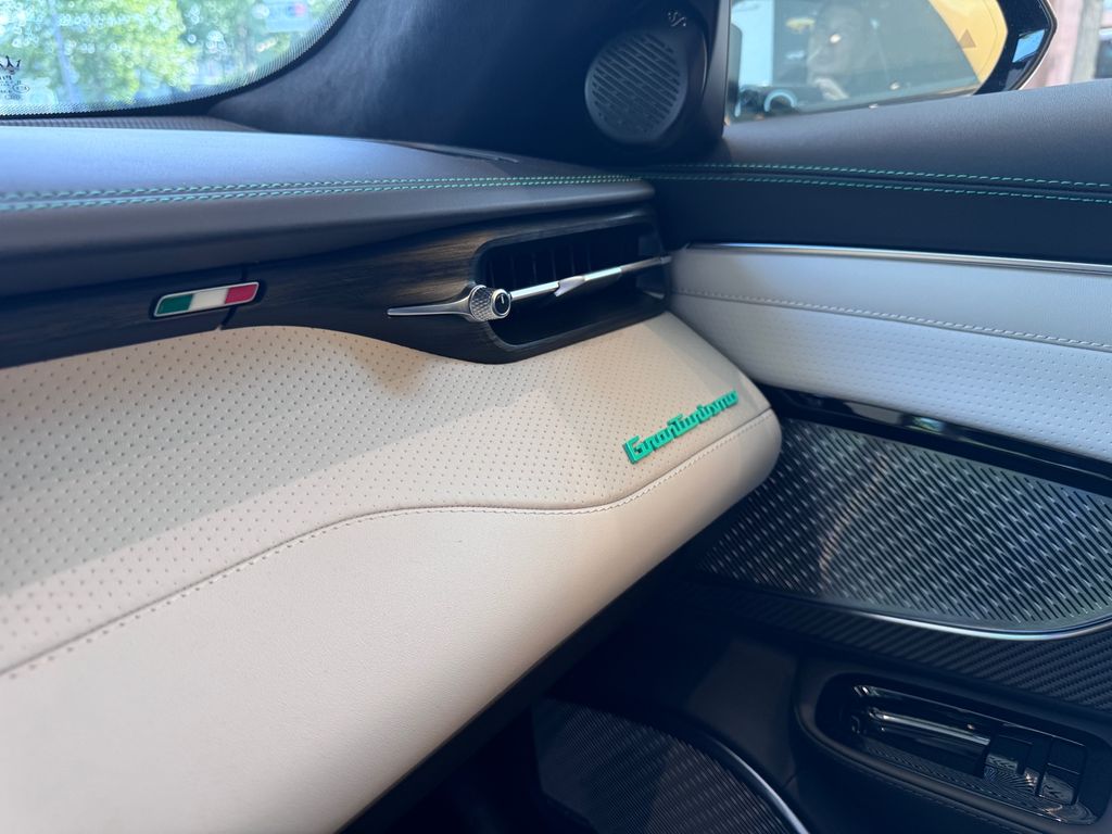 Maserati Granturismo 2024