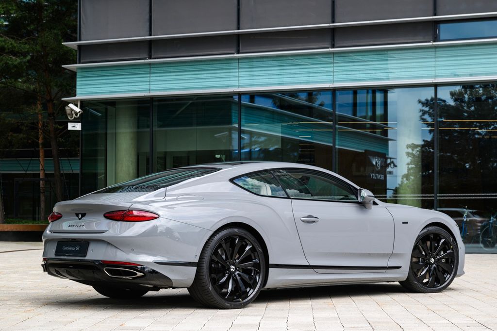 Bentley Continental GT 2025