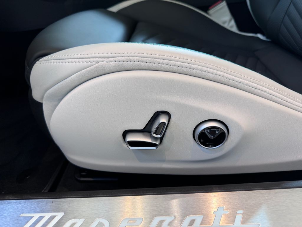 Maserati Granturismo 2024