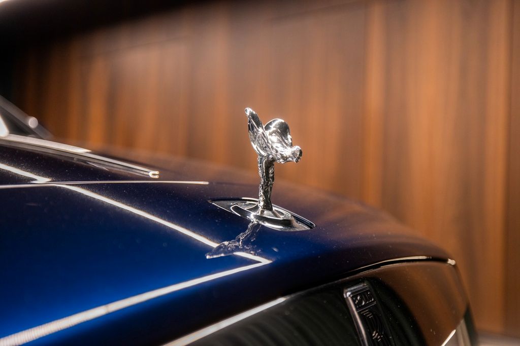 Rolls-Royce Dawn 2021