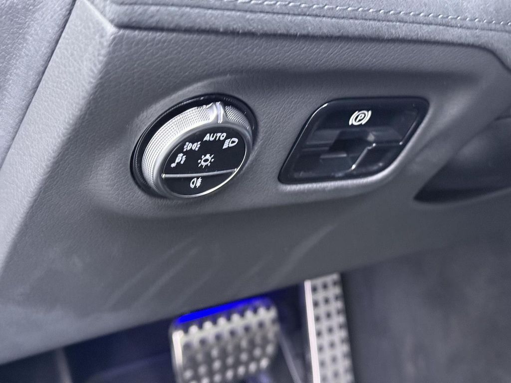 Mercedes-Benz EQE 2024