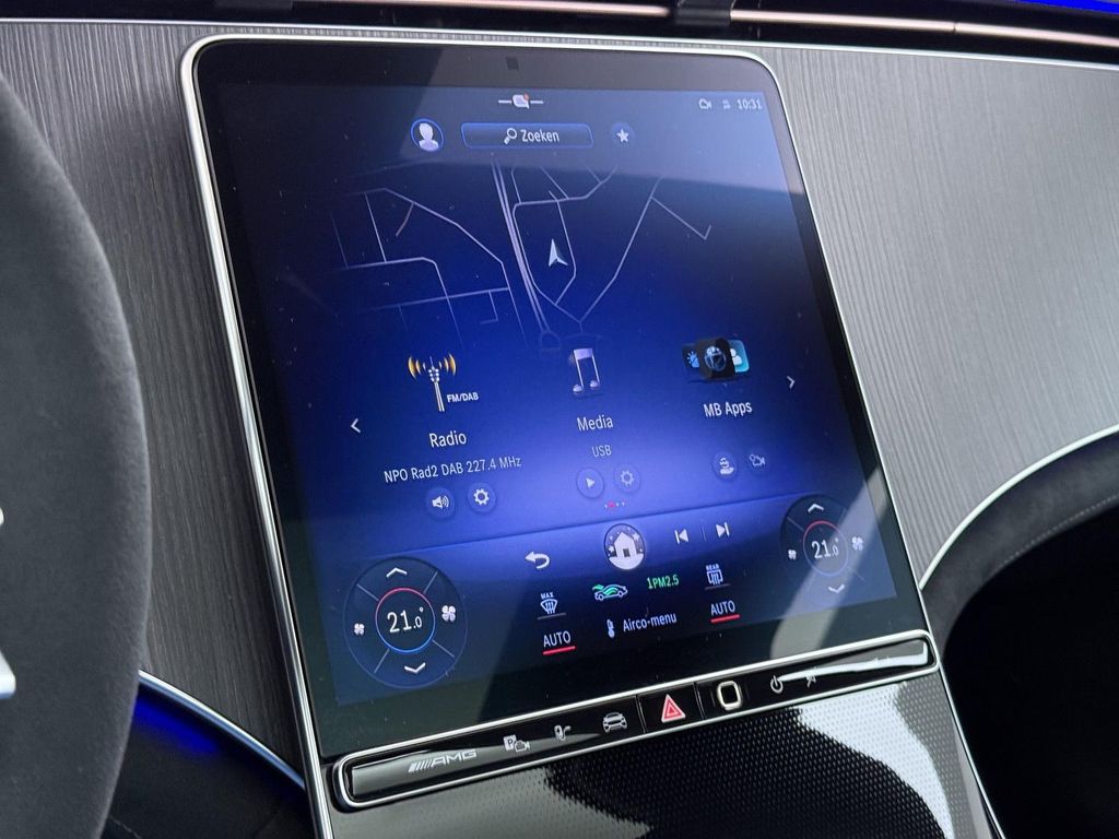 Mercedes-Benz EQE 2024