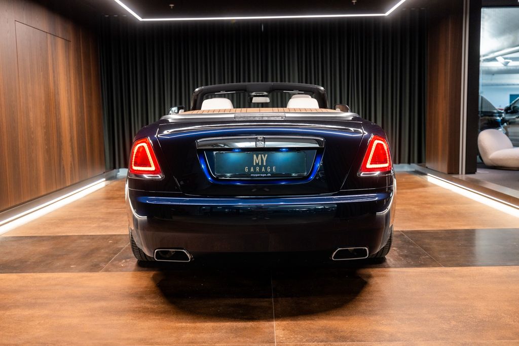 Rolls-Royce Dawn 2021