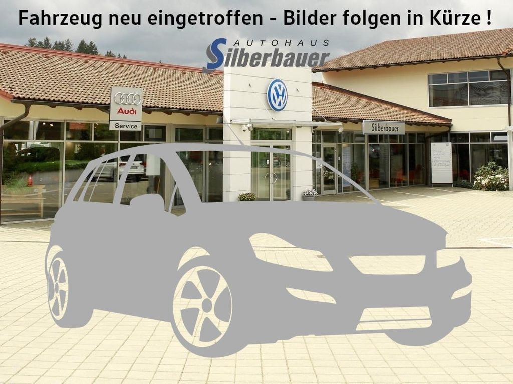 Audi RS4 2023