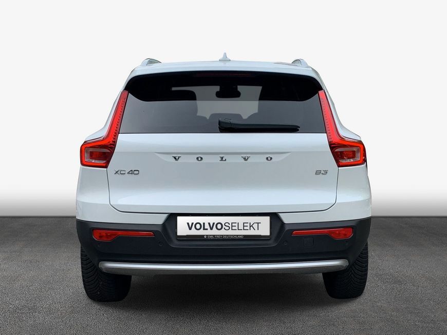 Volvo XC40 2024