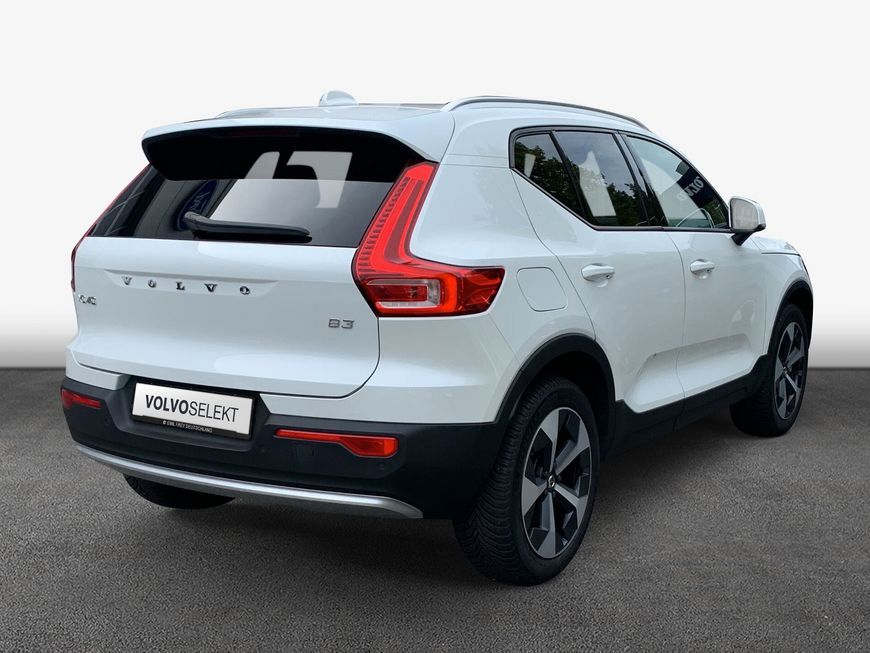 Volvo XC40 2024