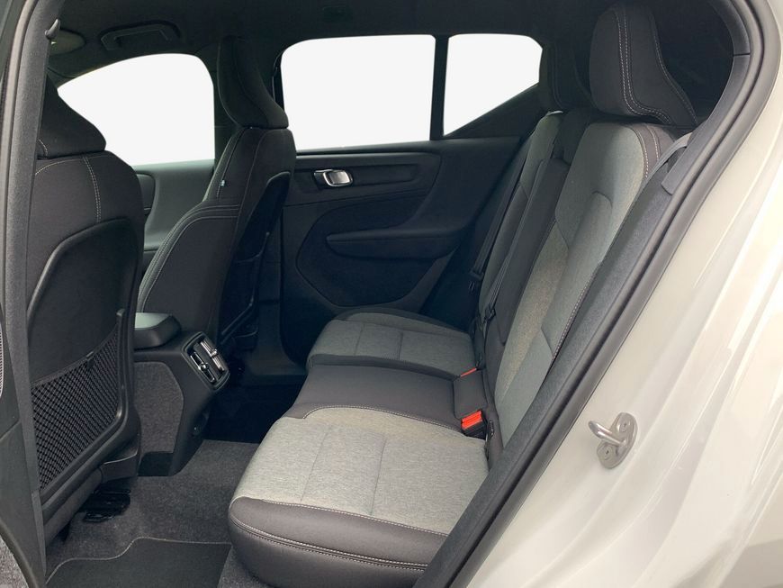 Volvo XC40 2024