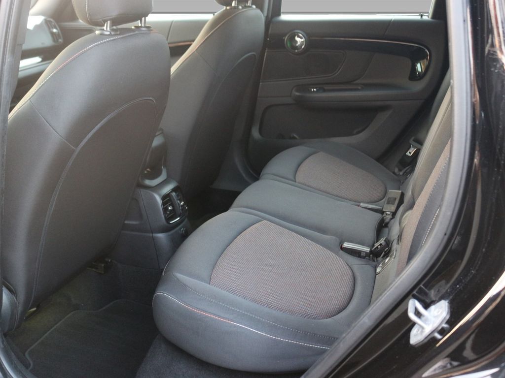 MINI One Countryman 2018