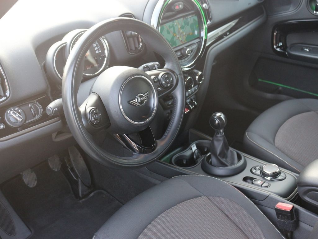 MINI One Countryman 2018