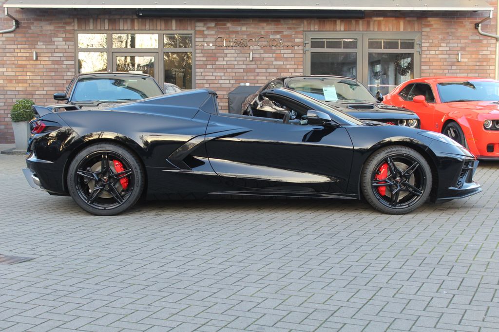 Corvette C8 2025