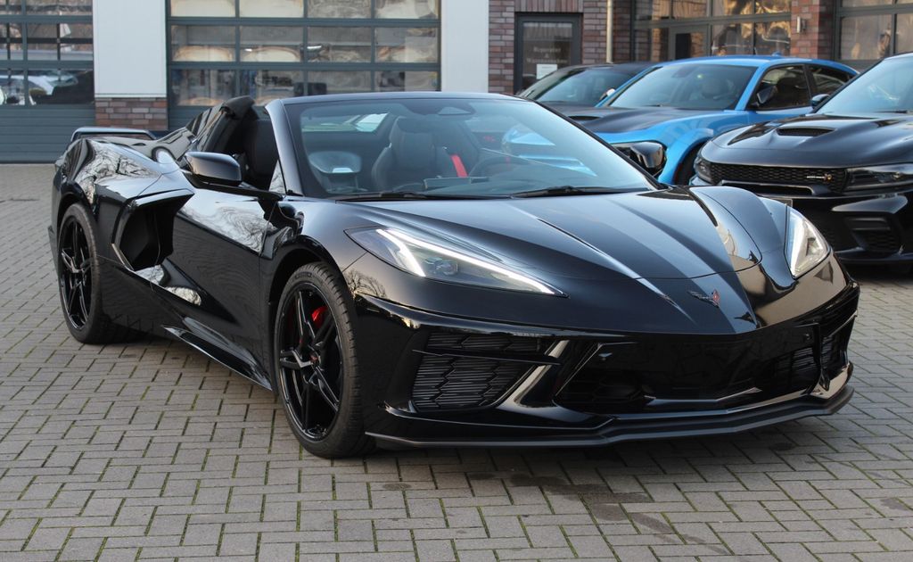 Corvette C8 2025