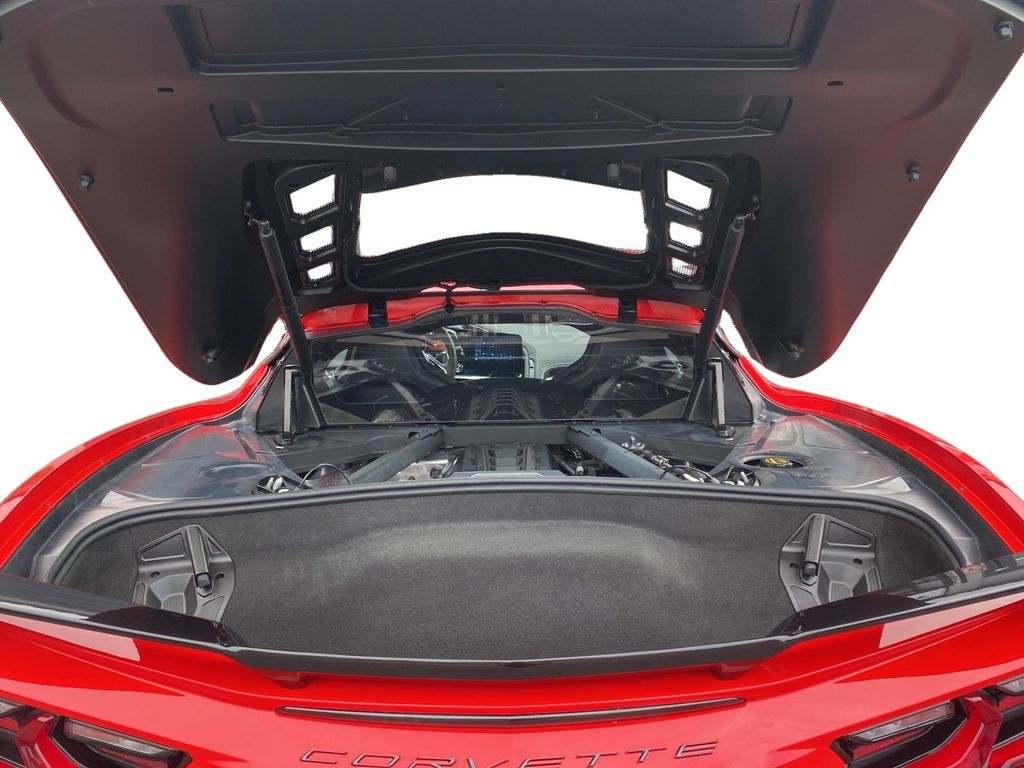 Corvette C8 2025