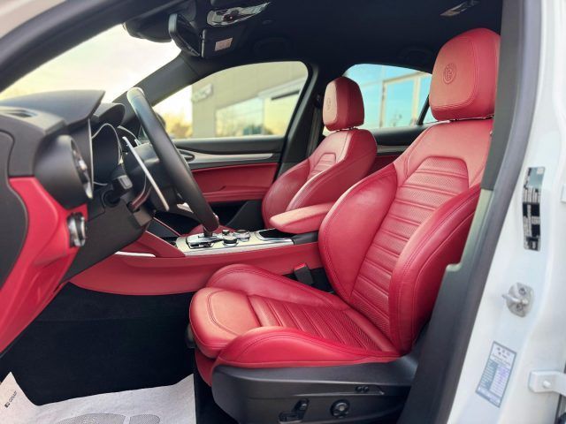 Alfa Romeo Stelvio 2021