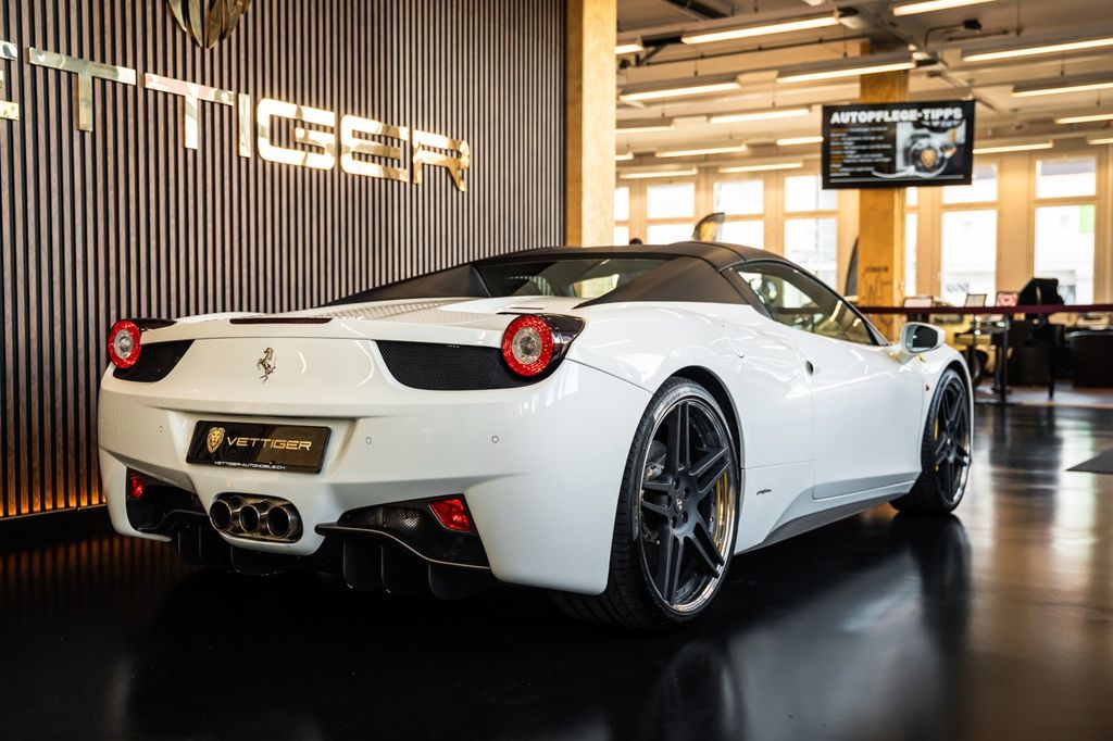 Ferrari 458 2012