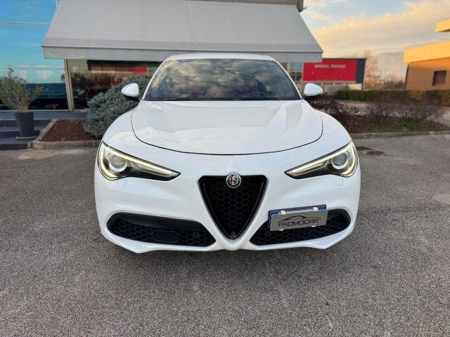Alfa Romeo Stelvio 2021