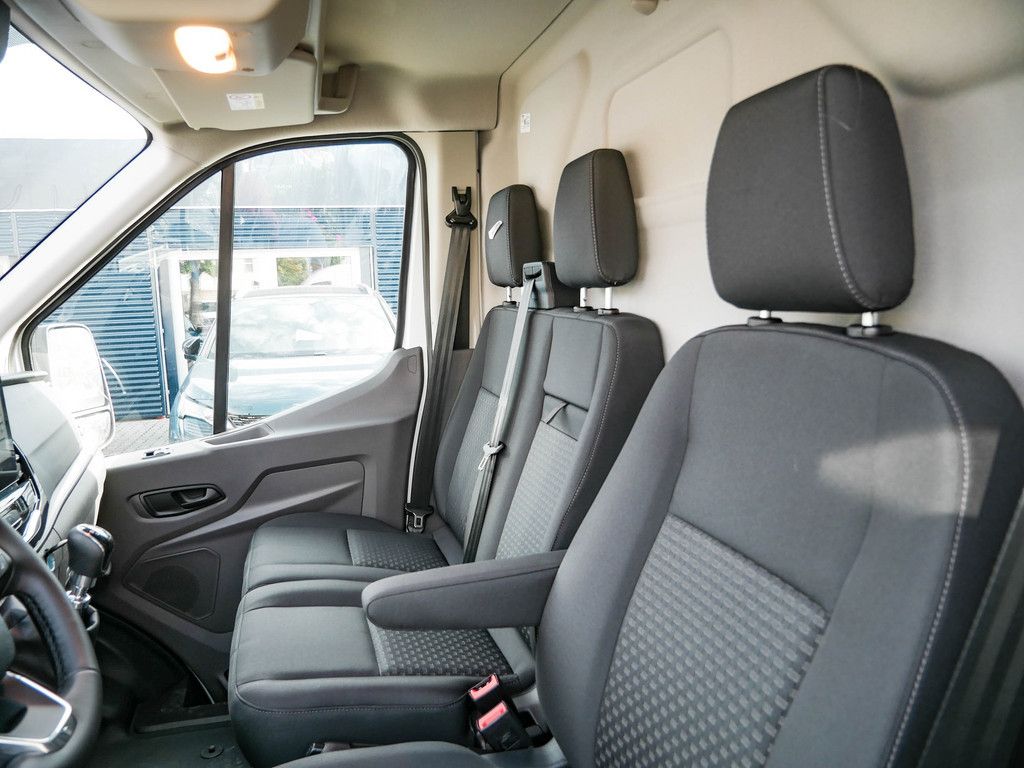 Ford Transit 2025