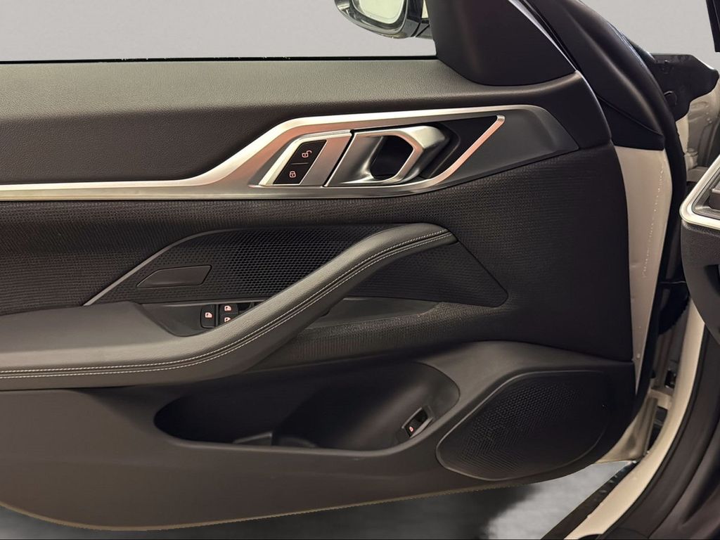 BMW i4 2023