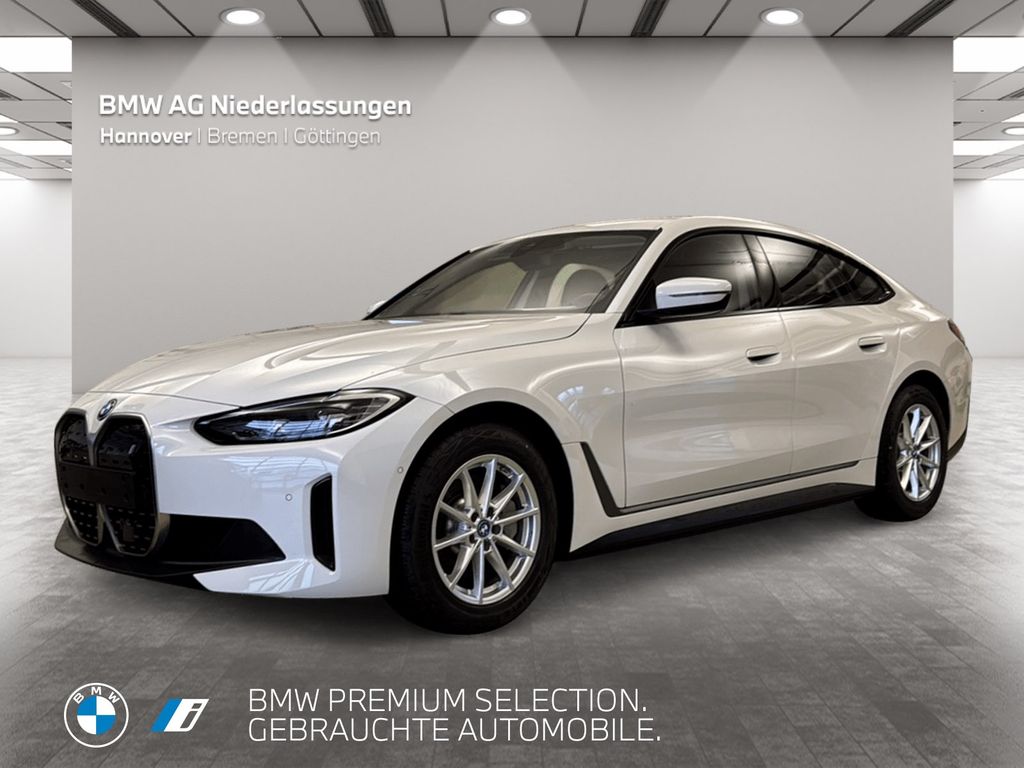 BMW i4 2023