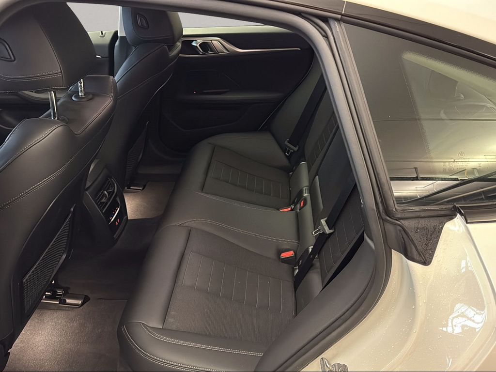 BMW i4 2023