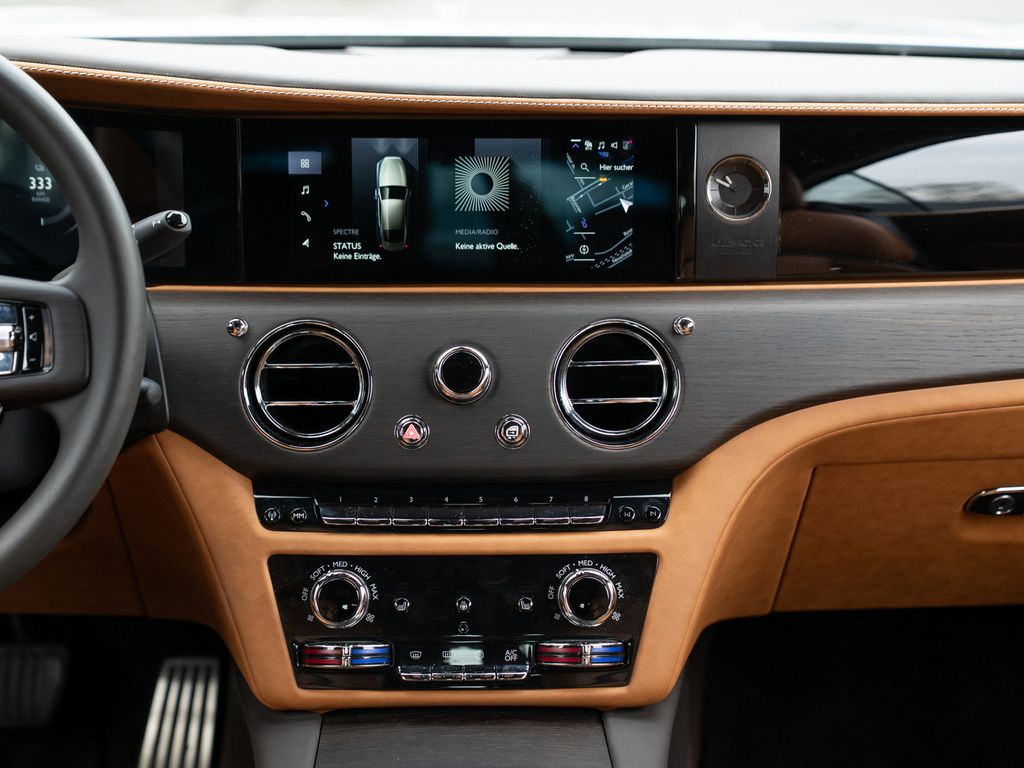 Rolls-Royce Spectre 2024