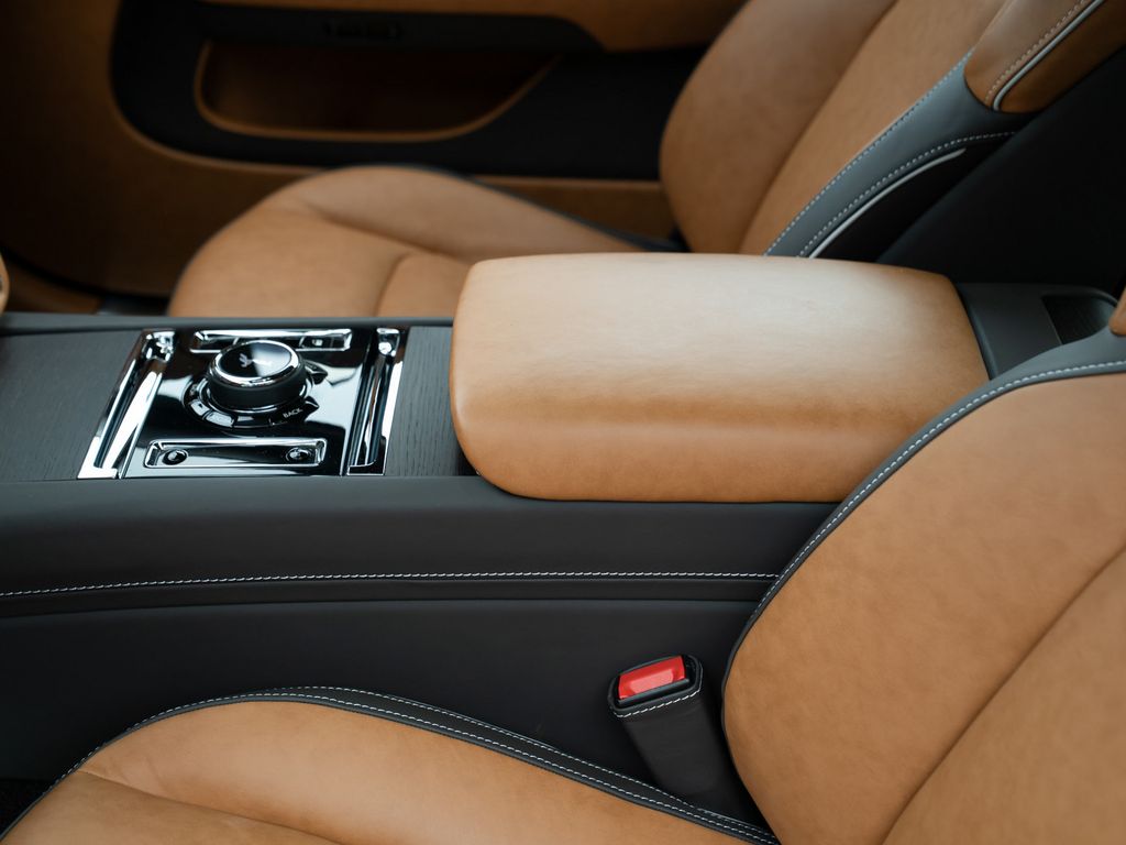 Rolls-Royce Spectre 2024