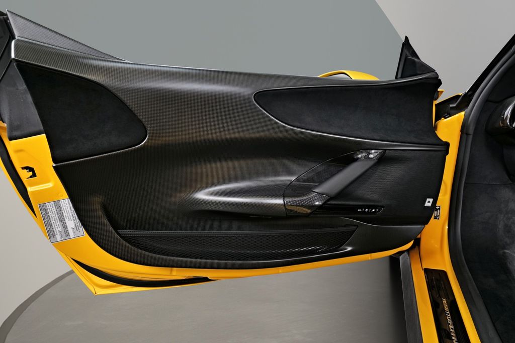 Ferrari SF90 2021