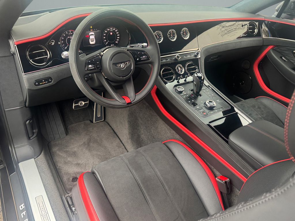 Bentley Continental GT 2024