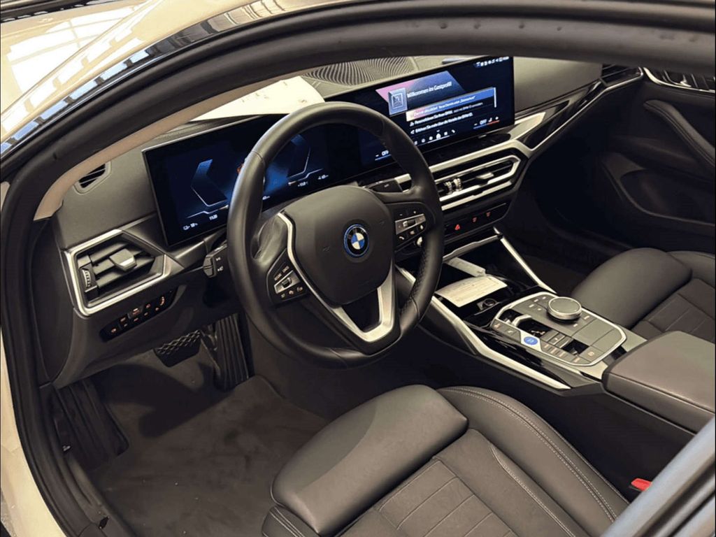 BMW i4 2023
