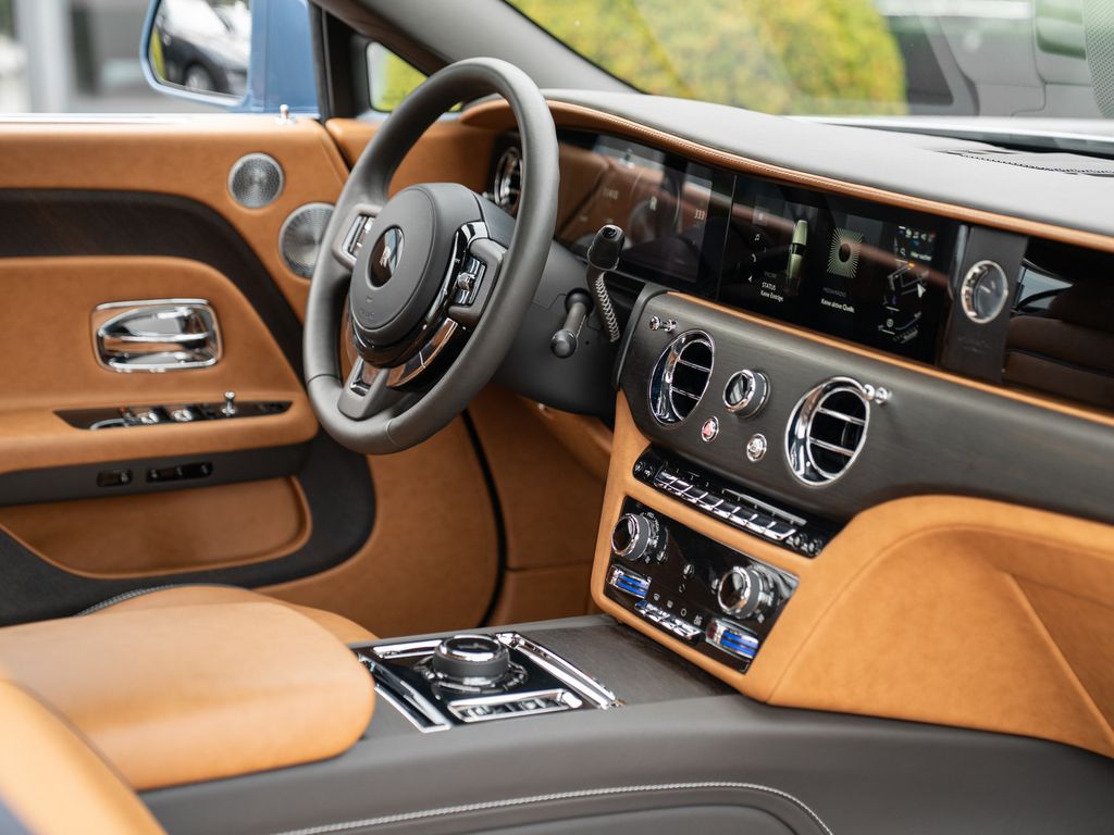 Rolls-Royce Spectre 2024
