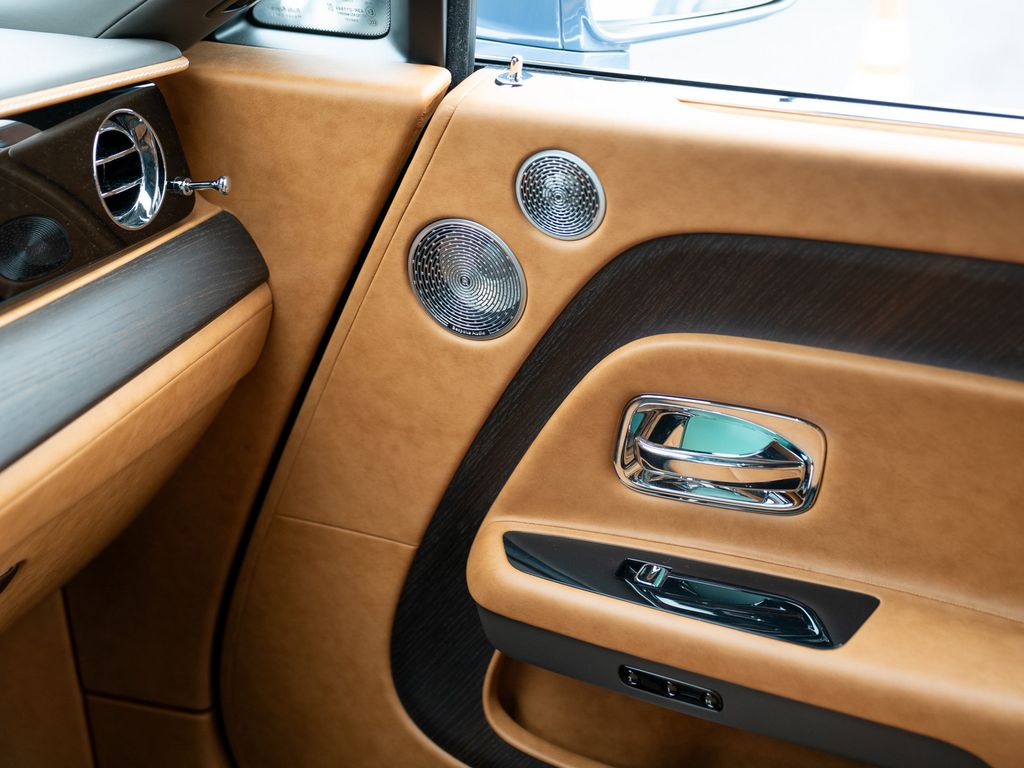 Rolls-Royce Spectre 2024