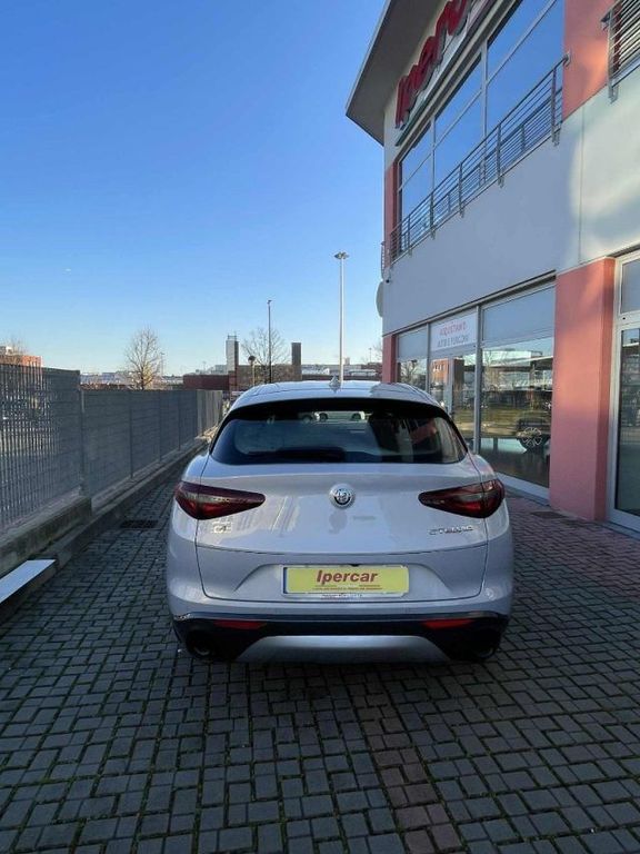 Alfa Romeo Stelvio 2022