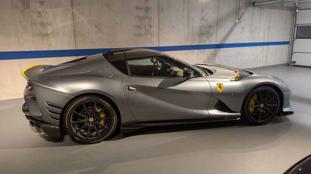 Ferrari 812 2023