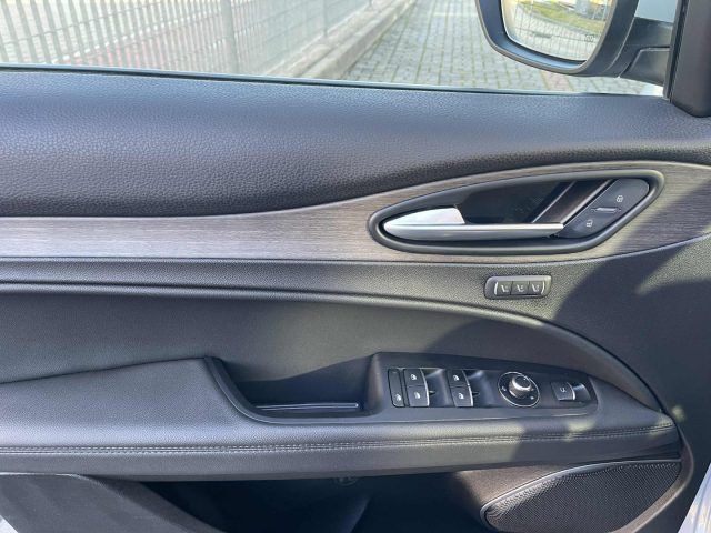 Alfa Romeo Stelvio 2022