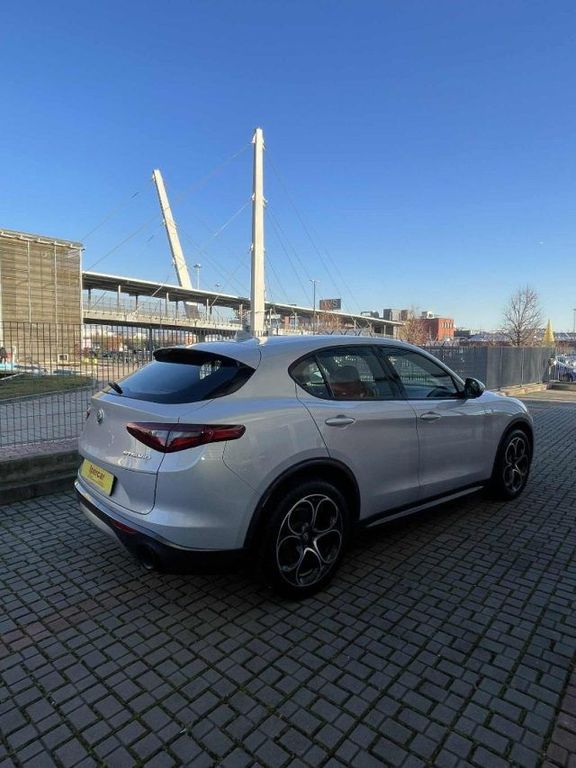 Alfa Romeo Stelvio 2022