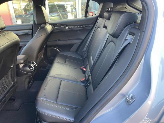 Alfa Romeo Stelvio 2022