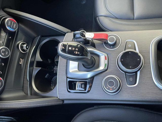 Alfa Romeo Stelvio 2022
