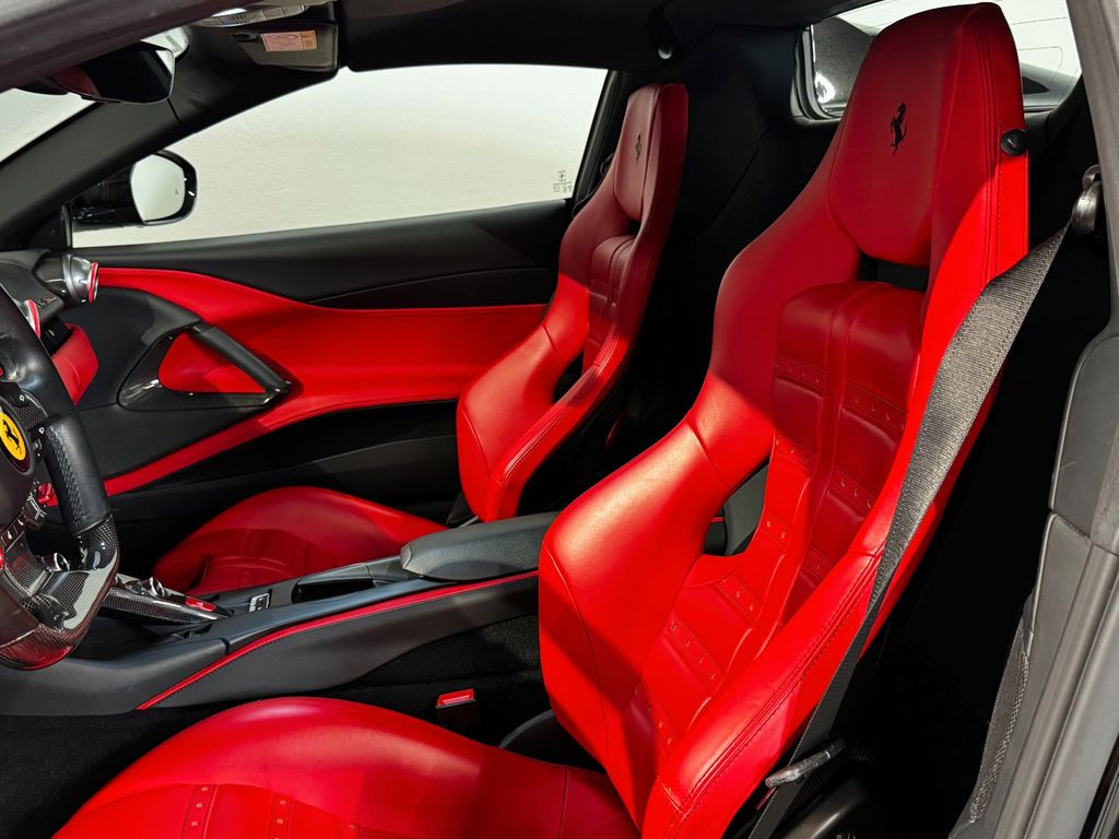 Ferrari 812 2021