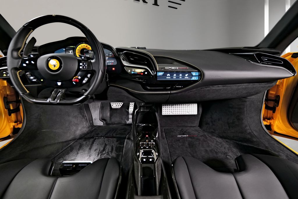 Ferrari SF90 2021