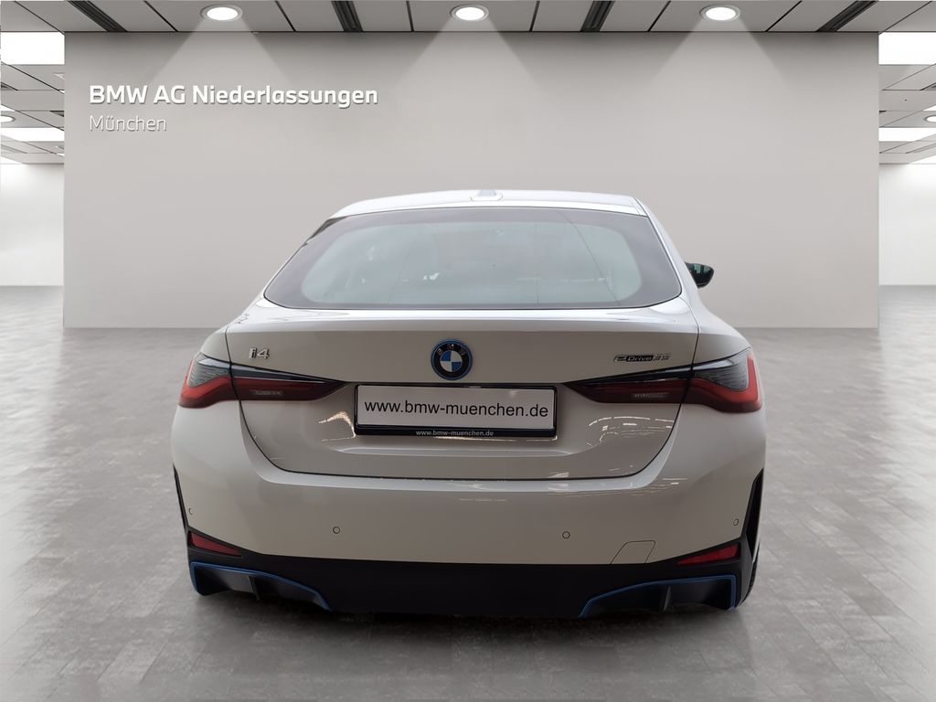 BMW i4 2023