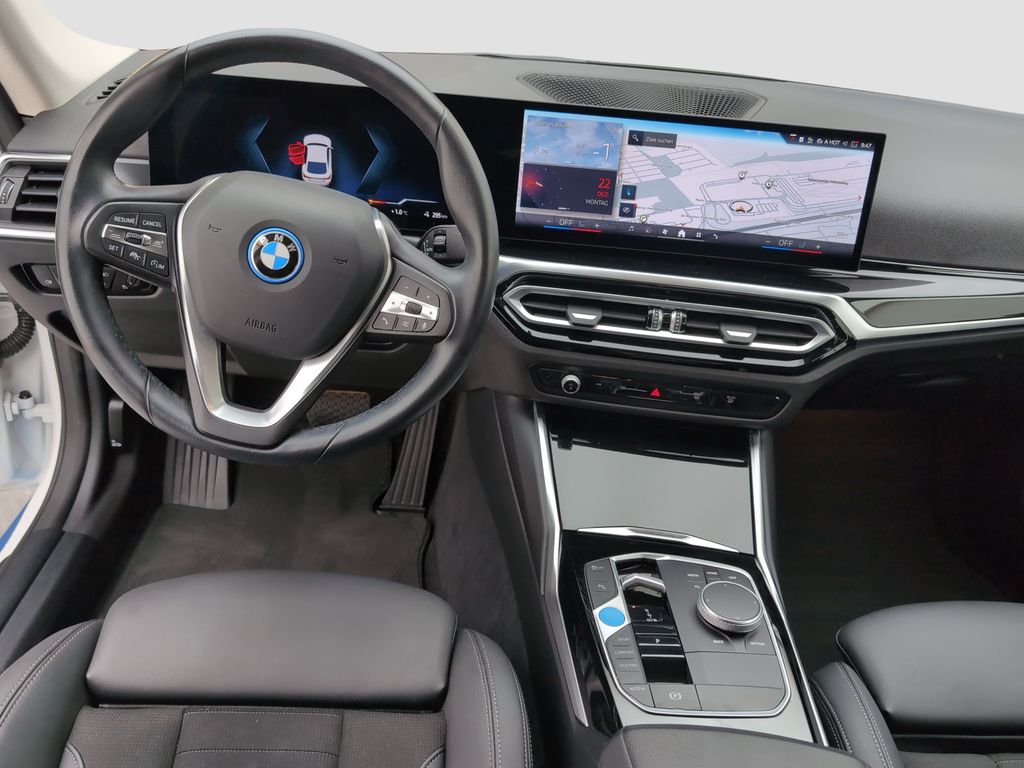 BMW i4 2023