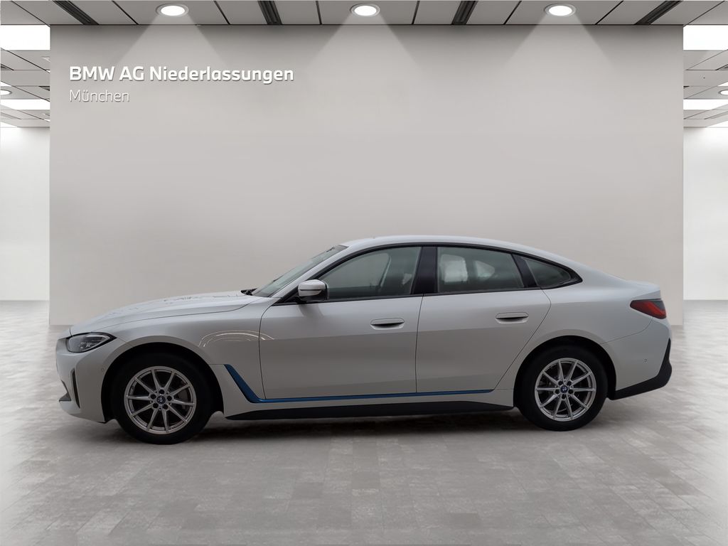 BMW i4 2023