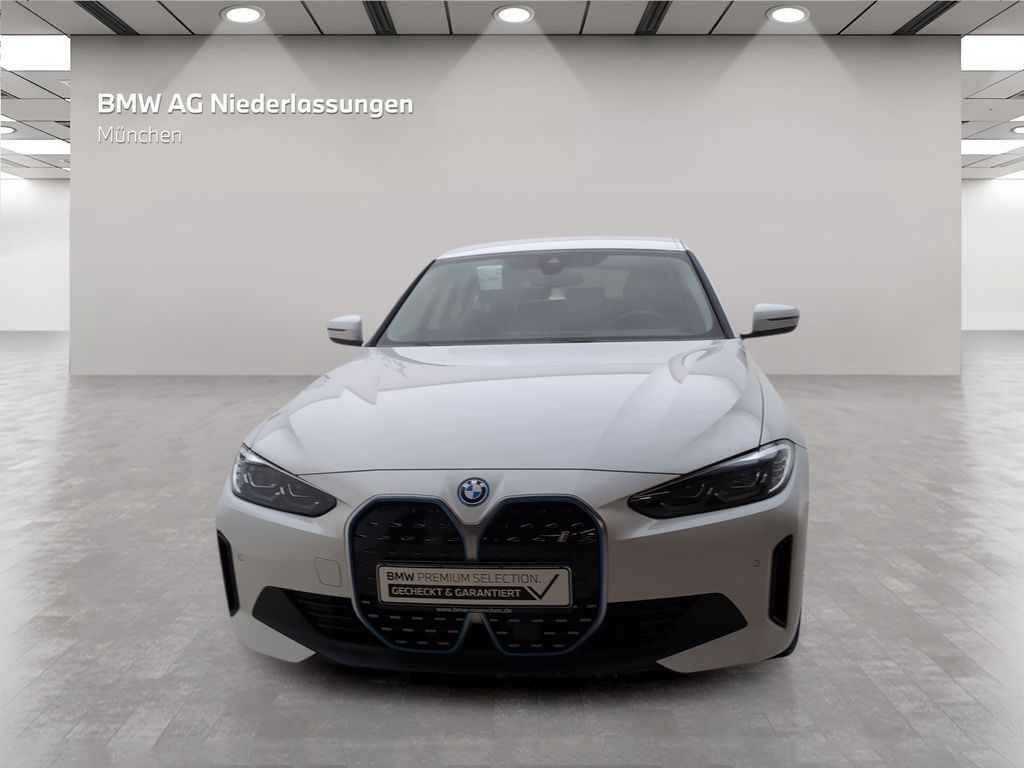 BMW i4 2023