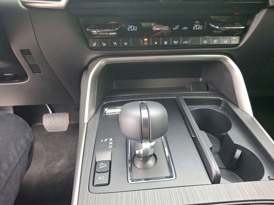 Mazda CX-60 2025