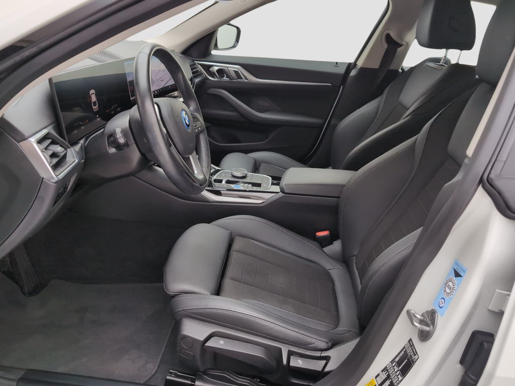 BMW i4 2023