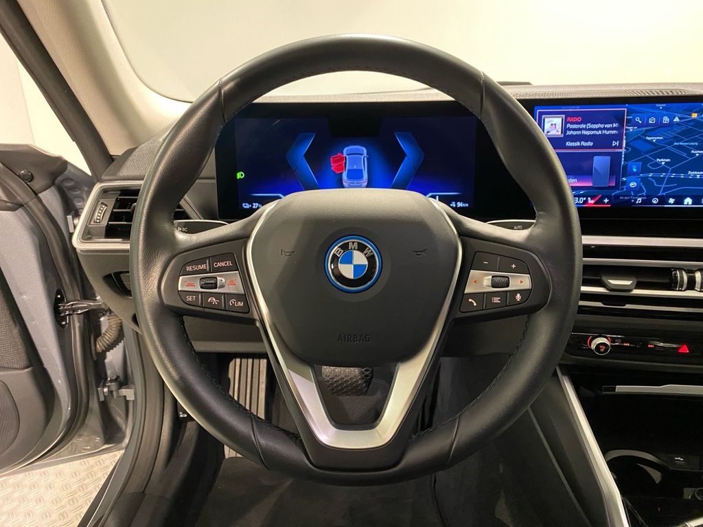 BMW i4 2023